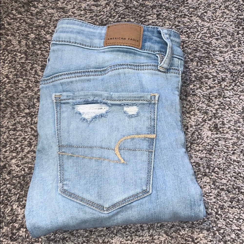 Light wash American Eagle jeans